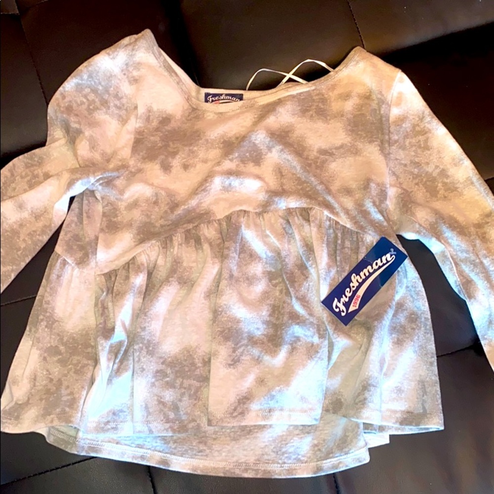 Long sleeve shirt never been worn